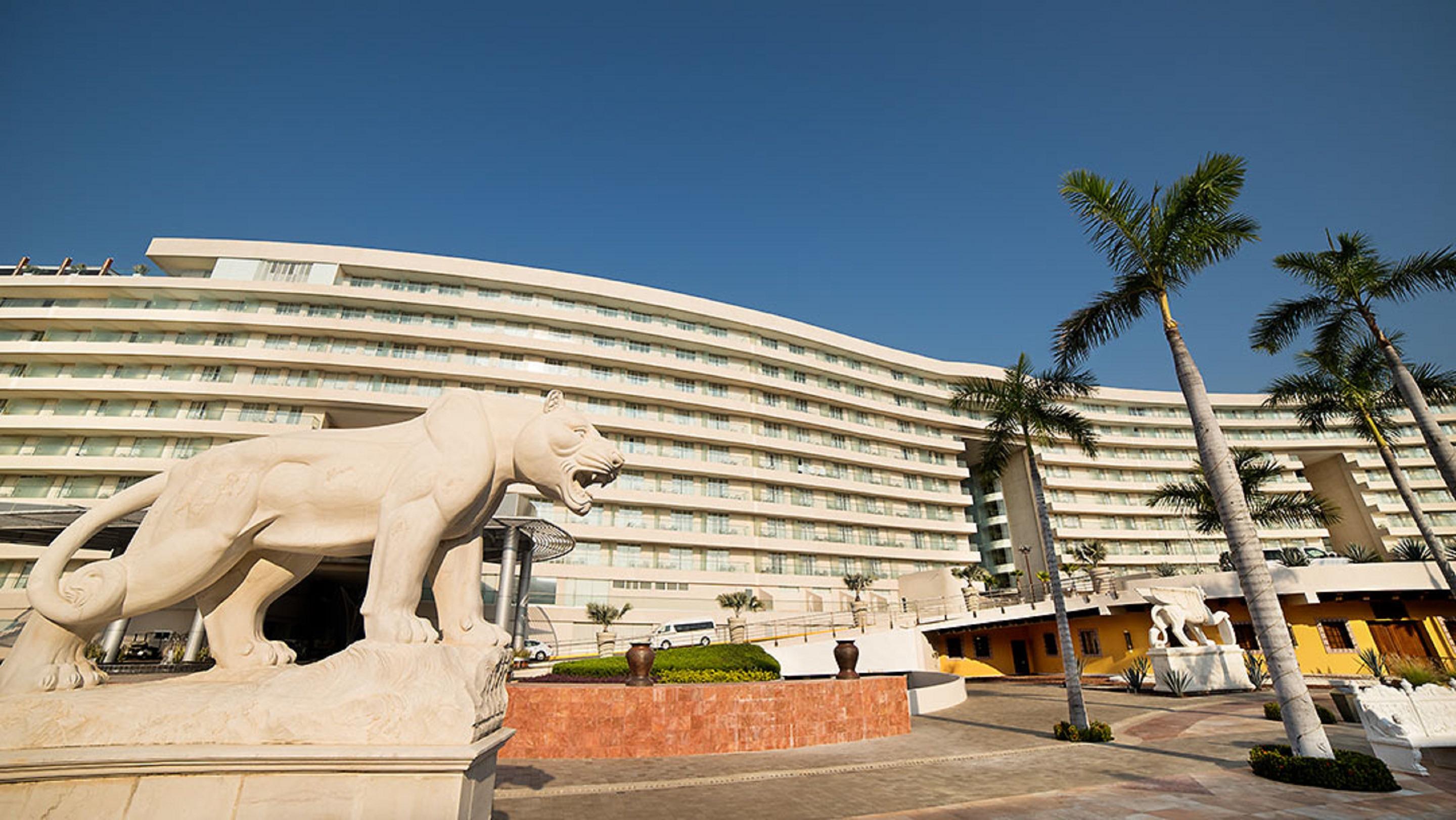 Palacio Mundo Imperial Riviera Diamante Acapulco Exteriör bild The hotel in 2011