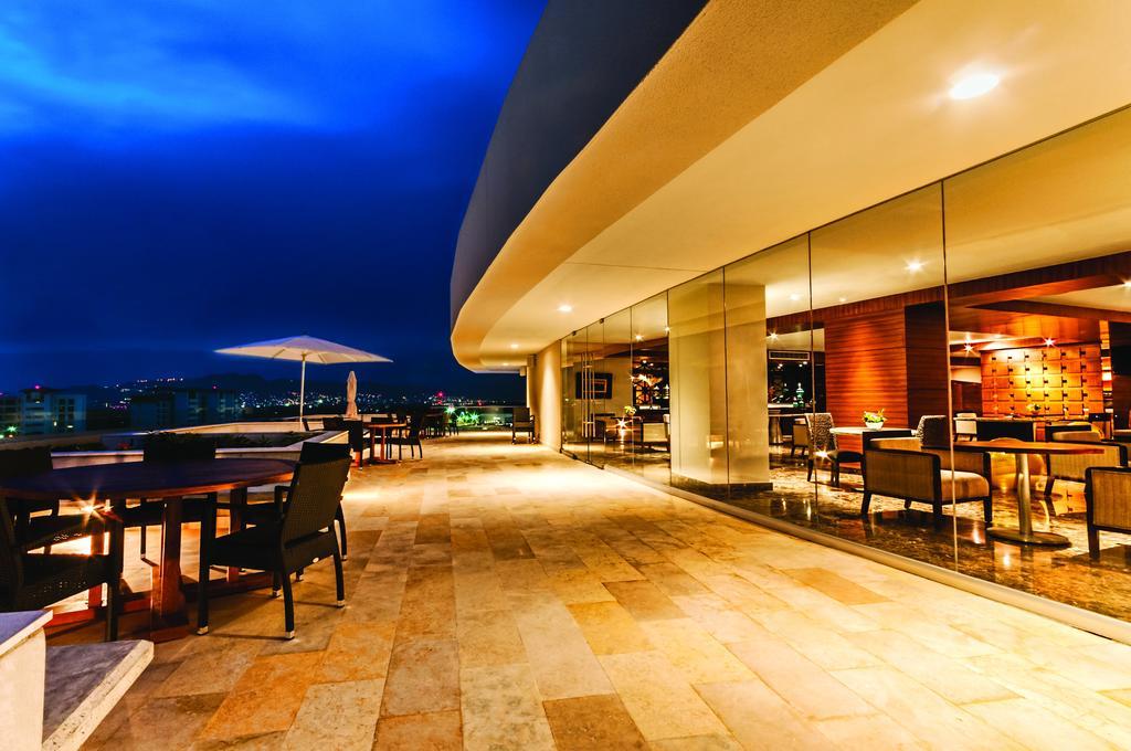 Palacio Mundo Imperial Riviera Diamante Acapulco Exteriör bild Sky Bar